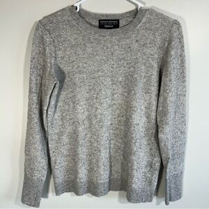 Banana Republic Fine Italian Yarn Wool/Cashmere Sweater 〰️ Women’s Small 〰️ Gray